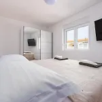 Cozy In With Wifi *